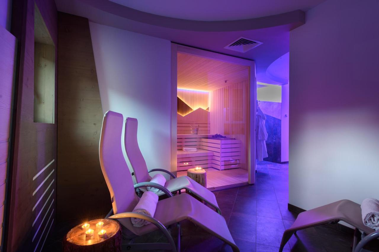 Hotel Garni Roberta مالغا شابيلا المظهر الخارجي الصورة